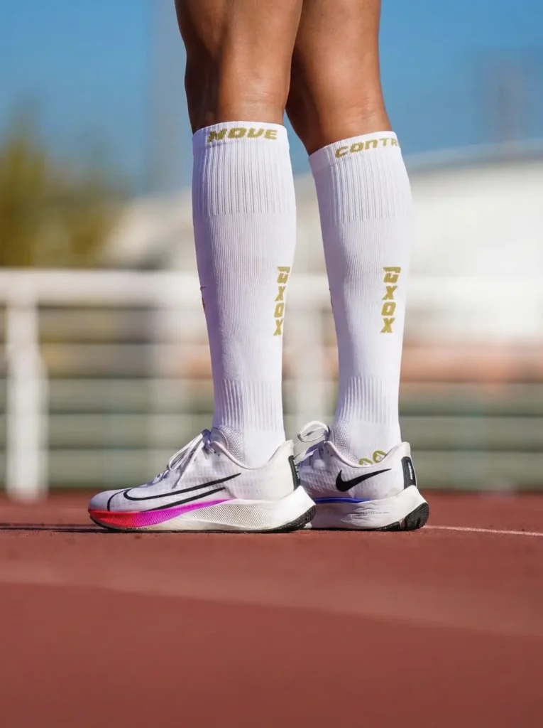 Gripsocks-long-white