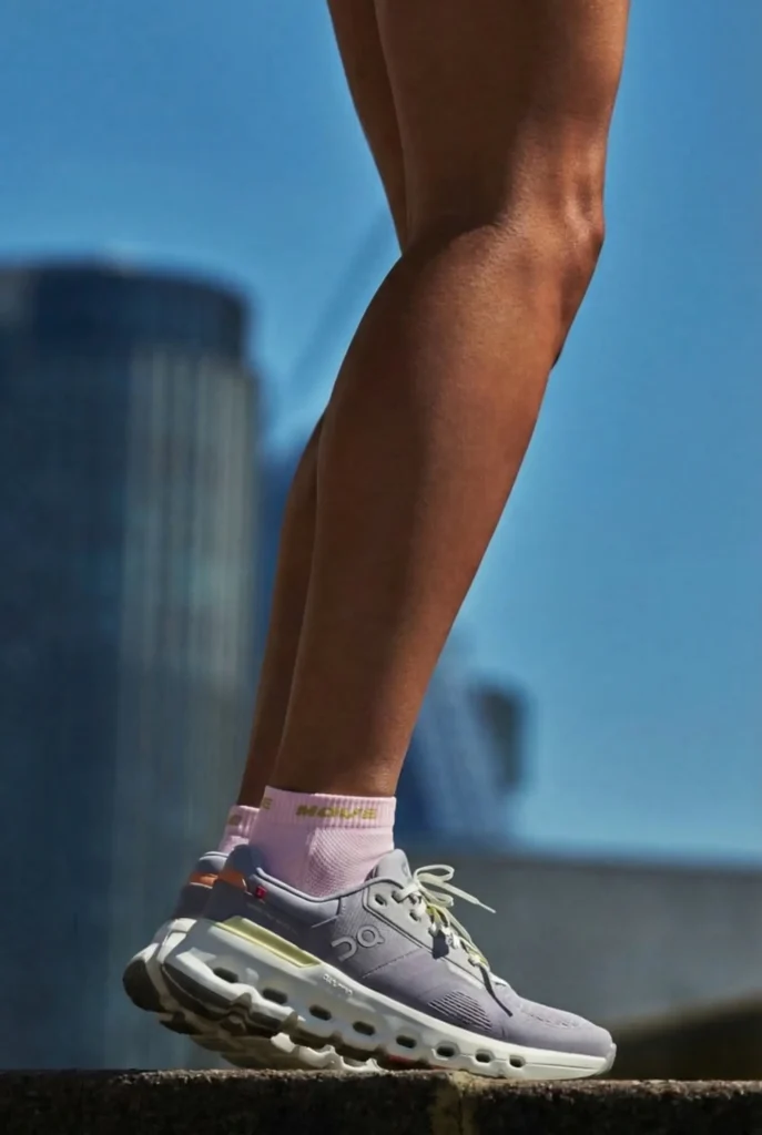 pink-low-gripsocks-girl